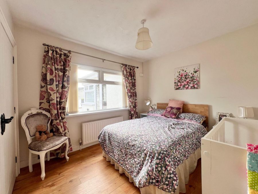 4 Tullyheran Road