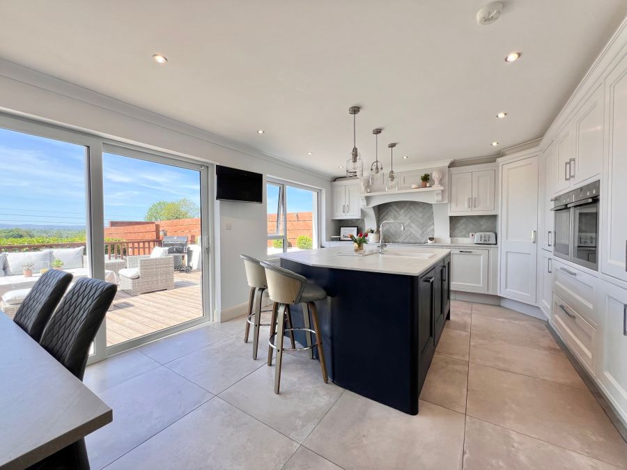 46 Mansefield Heights