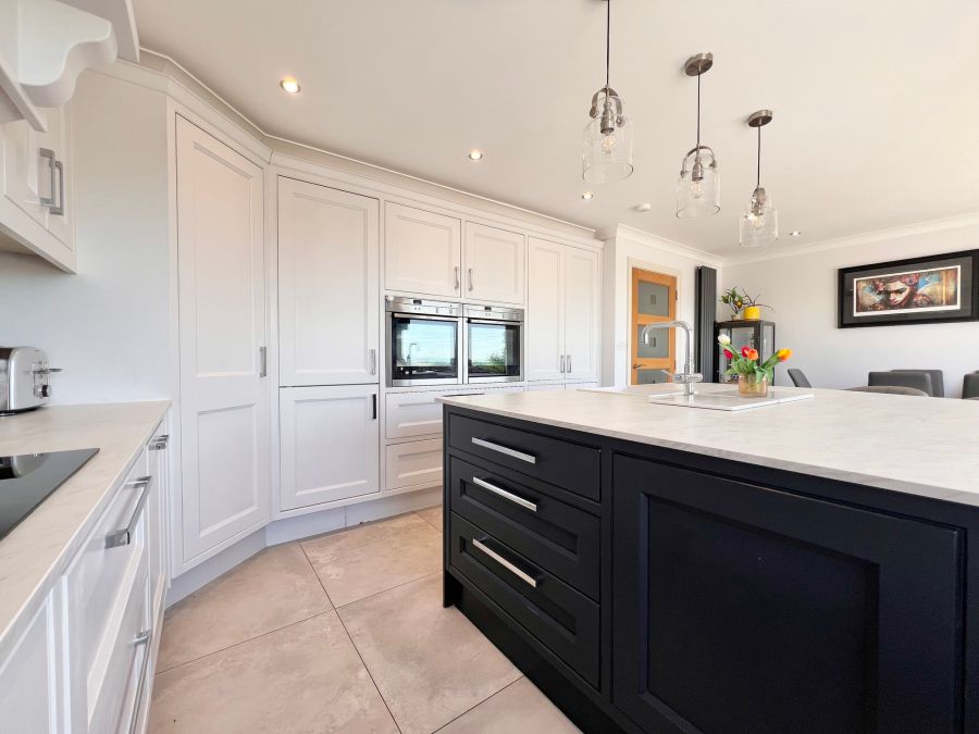 46 Mansefield Heights