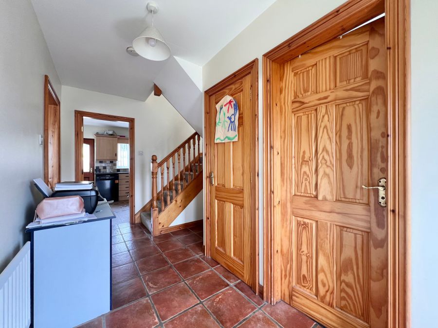 12 Fairlea Close
