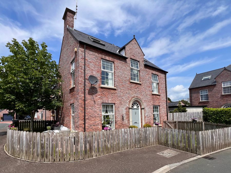 40 Broagh Village