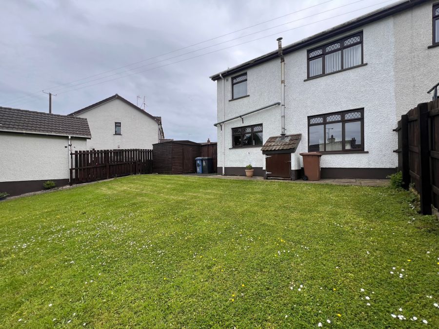 4 Grange Drive
