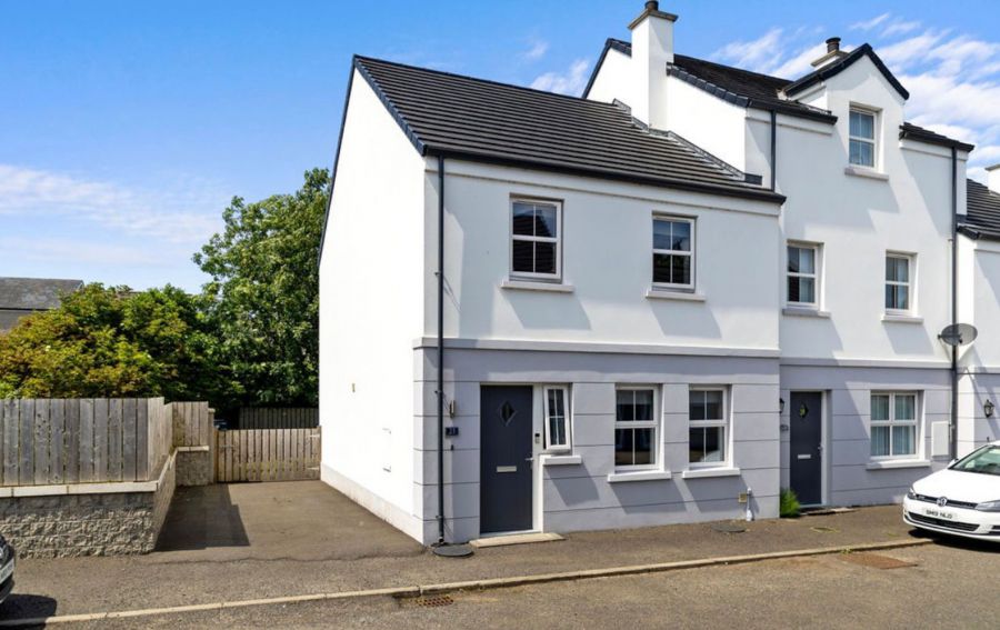 21 Crawfords Close