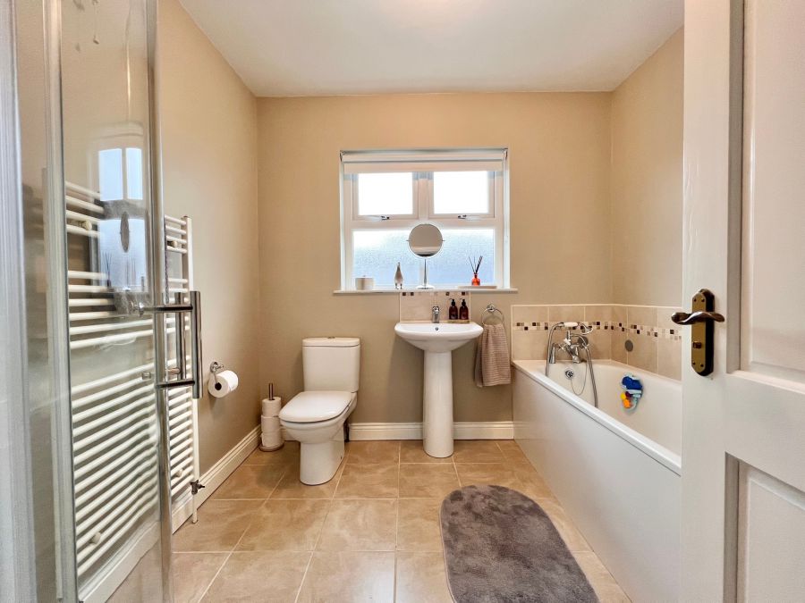 9 Loughview Park