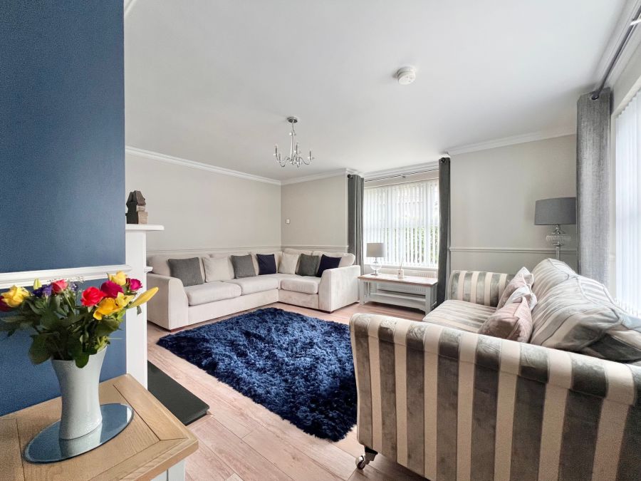 9 Loughview Park