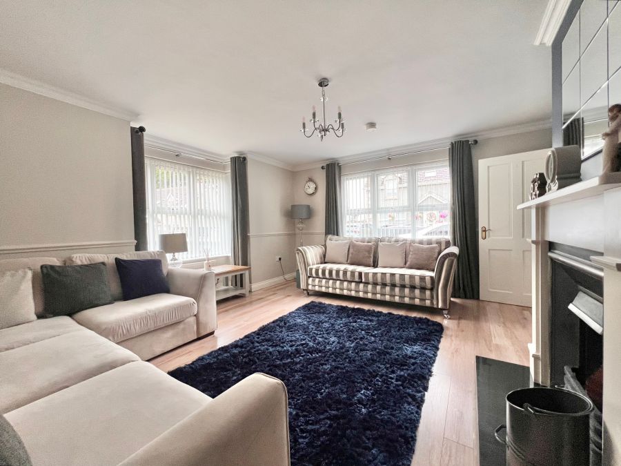 9 Loughview Park
