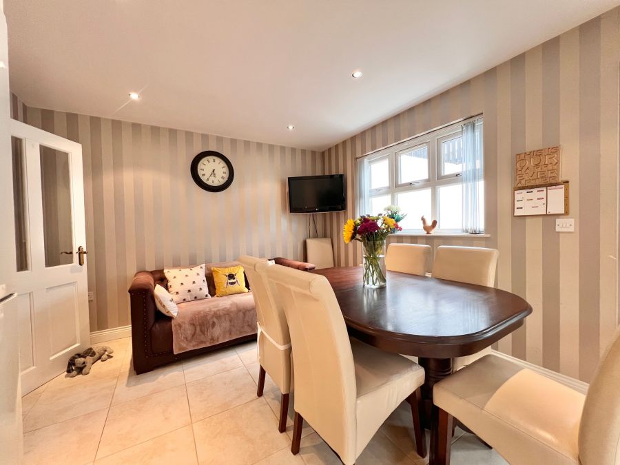 9 Loughview Park