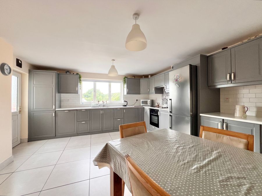 70 Bann Road