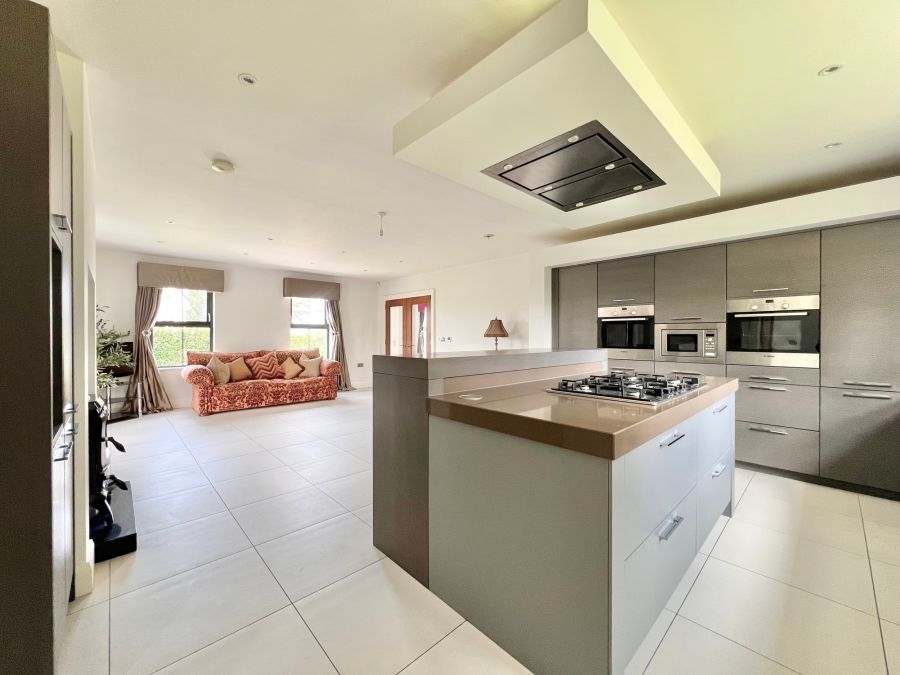 66a Shore Road