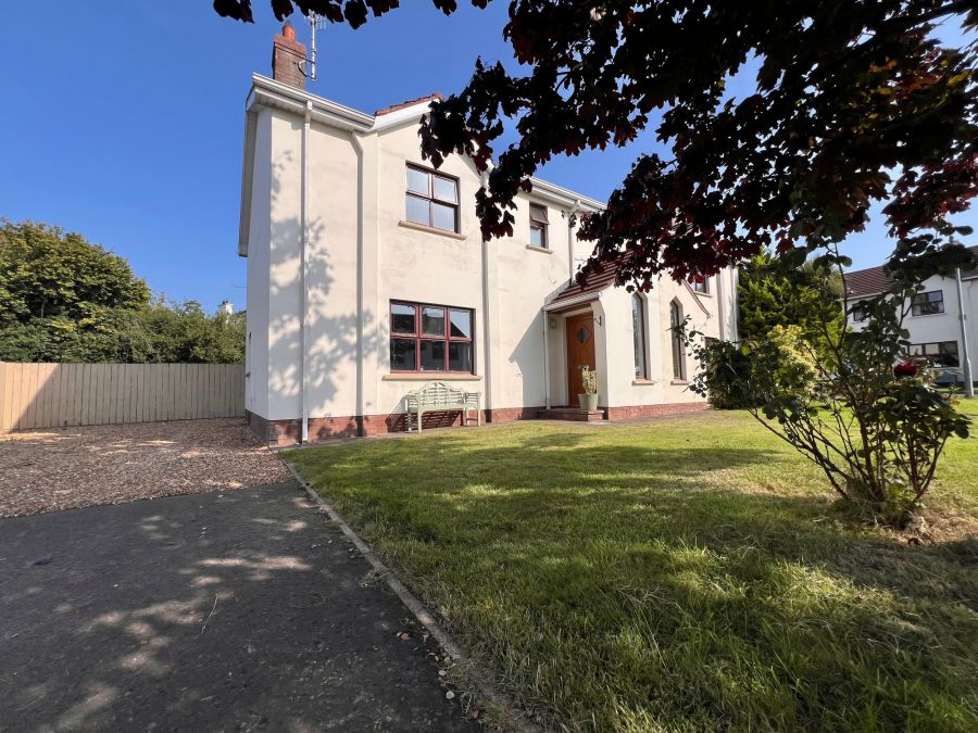 5 Manor Place