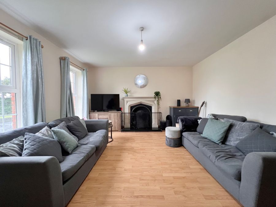 46 Oak Glynn