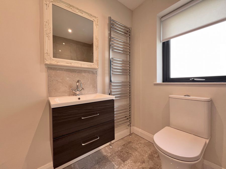 15 The Oaks, Ballinderry
