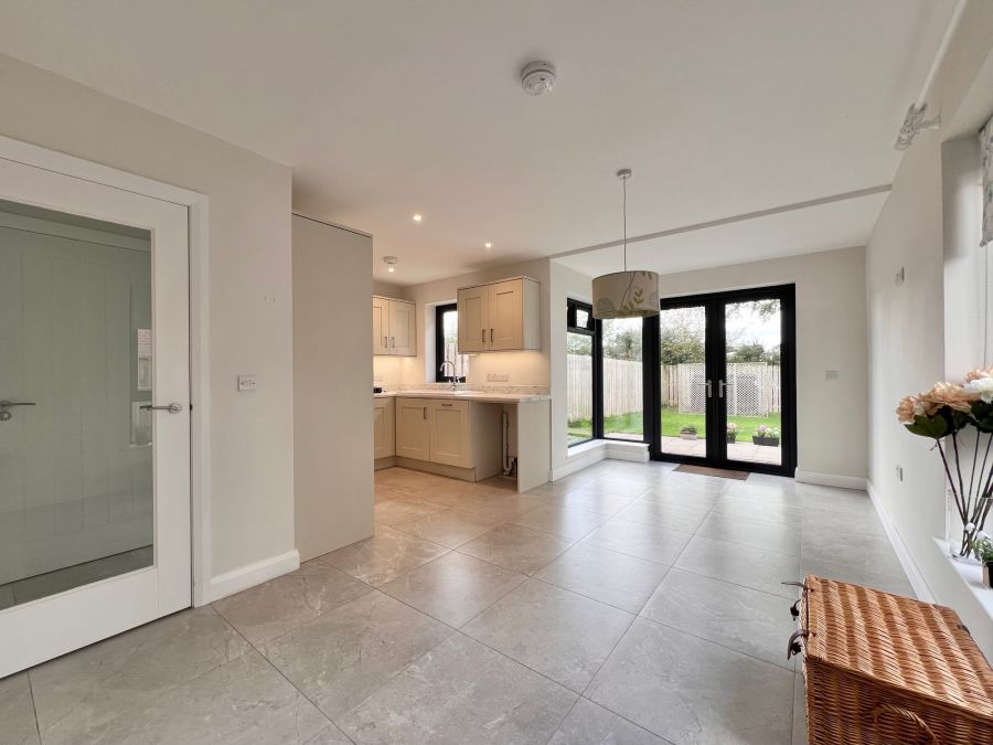 15 The Oaks, Ballinderry