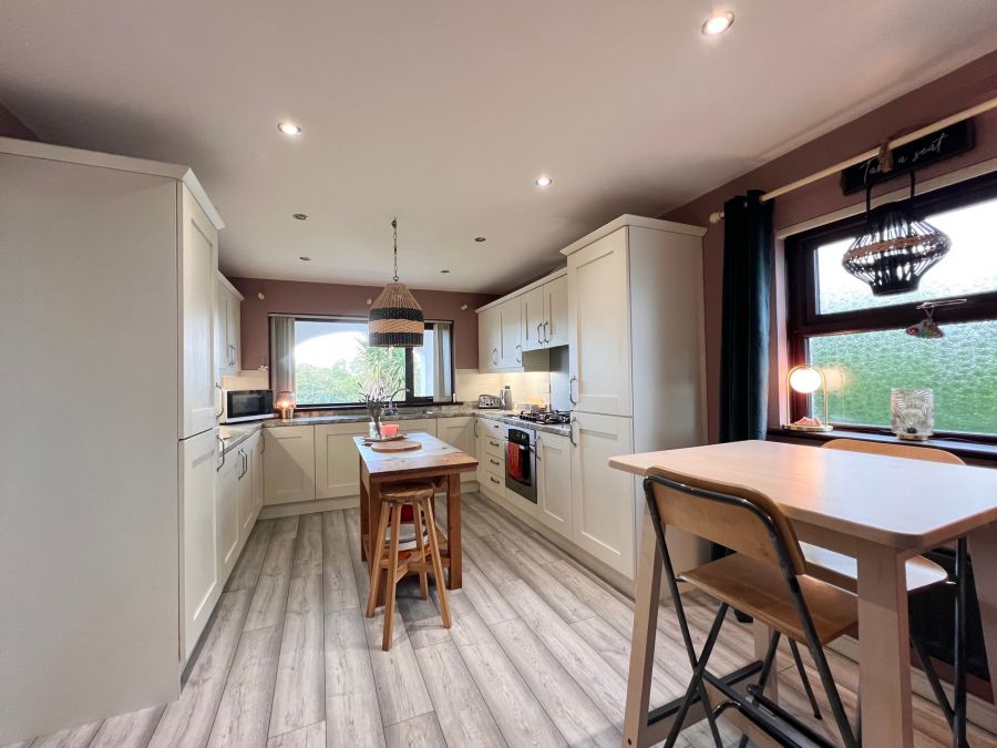 4 Groggan Crescent