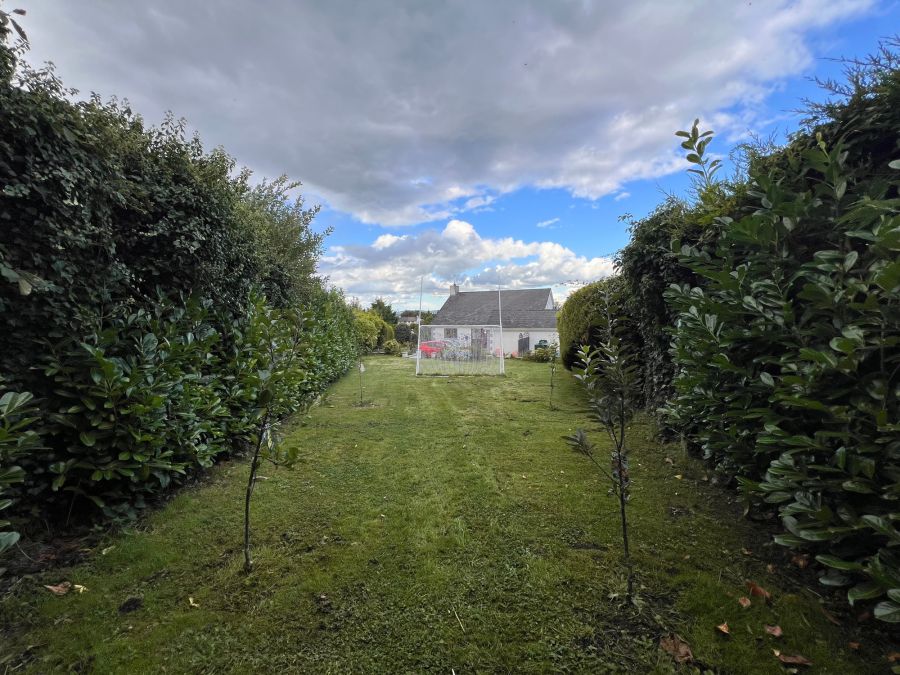 4 Groggan Crescent
