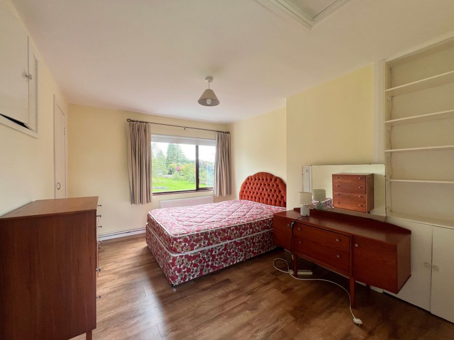 37 Derrygarve Park
