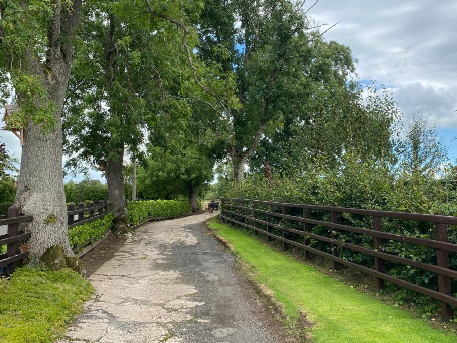 37 Derrygarve Park