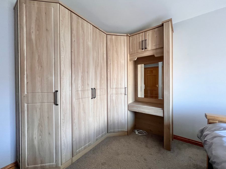 28 Springvale