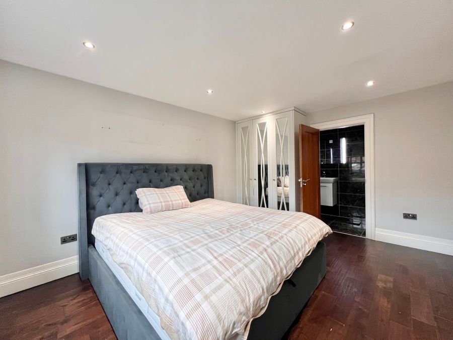 11 Orchard Drive