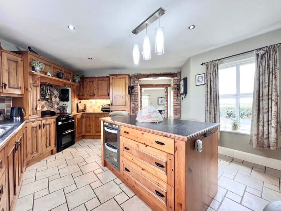 16 Drumard Hill 16 Drumard Hill