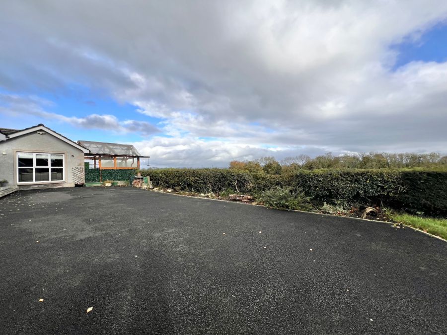 16 Drumard Hill