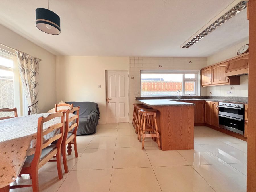 12 Cherryvale Avenue