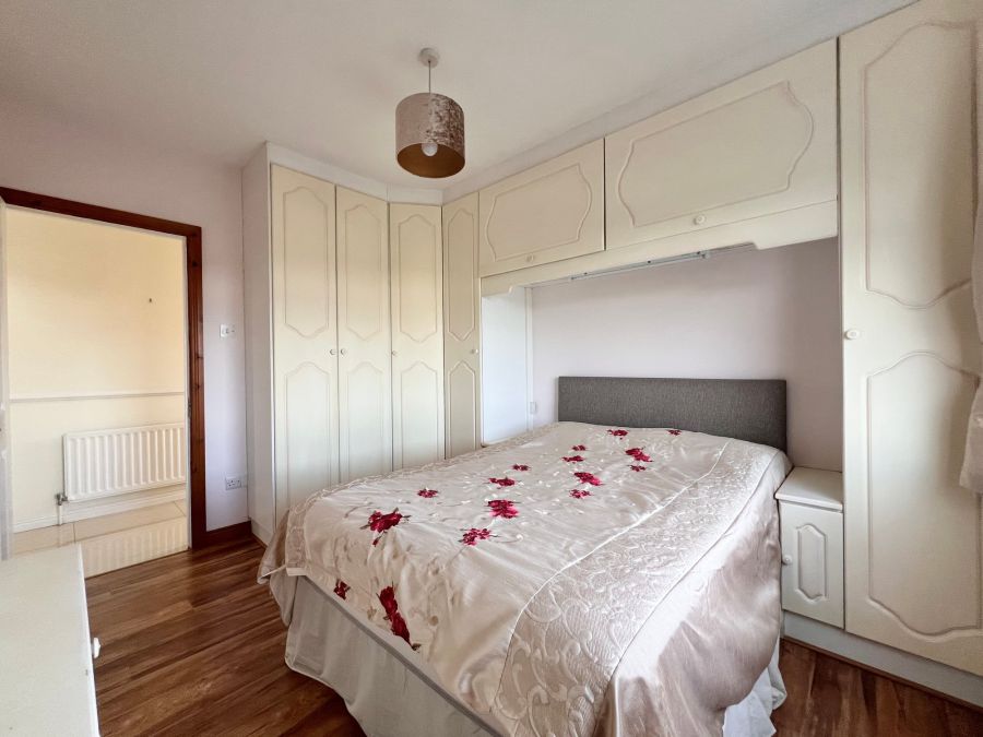 12 Cherryvale Avenue