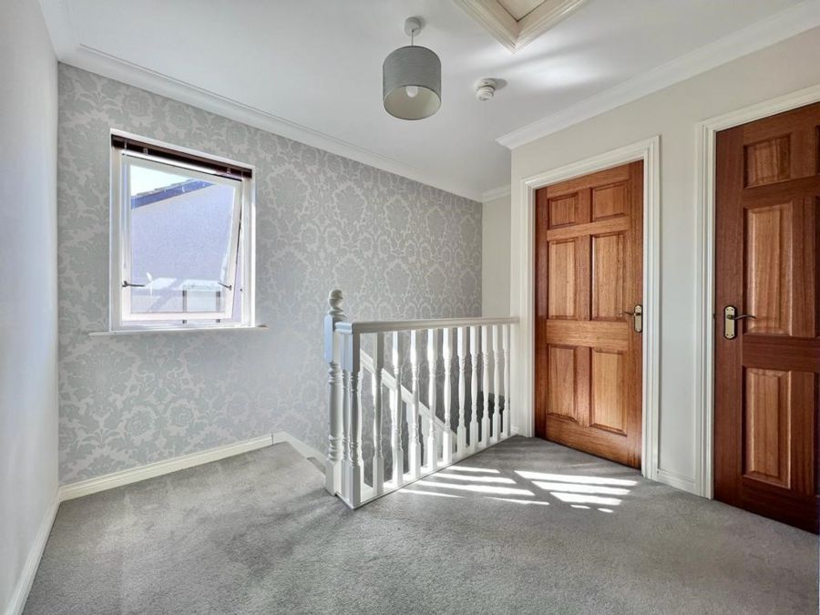 51 Mansefield Heights