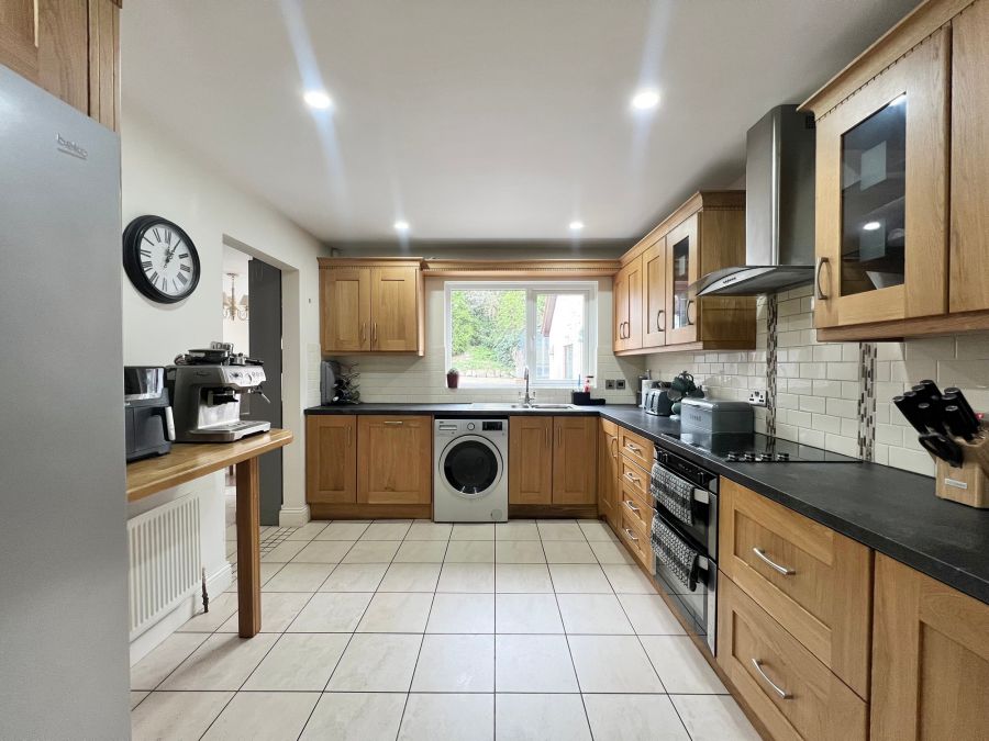 51 Mansefield Heights