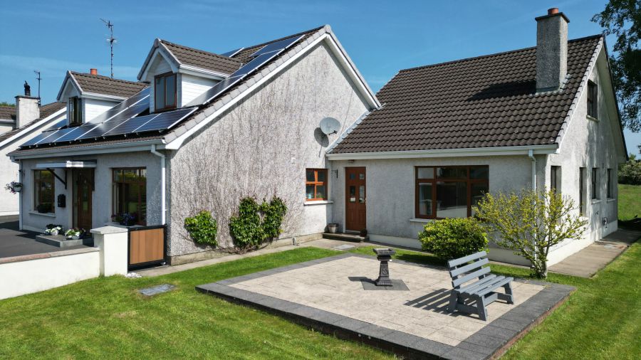 6 Longlands