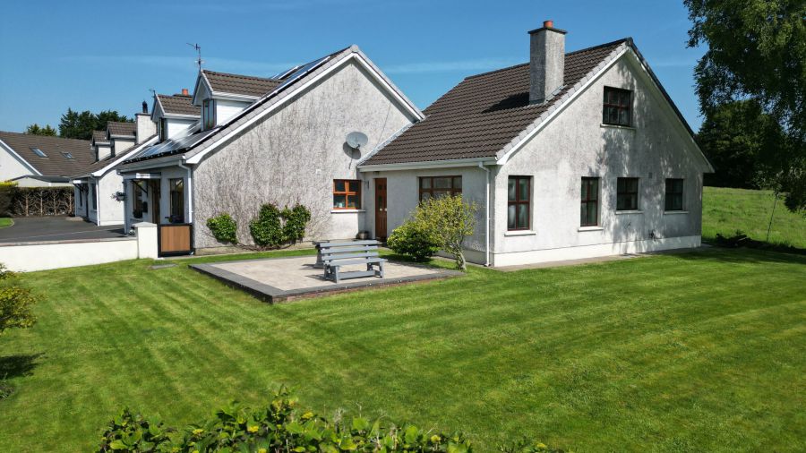 6 Longlands
