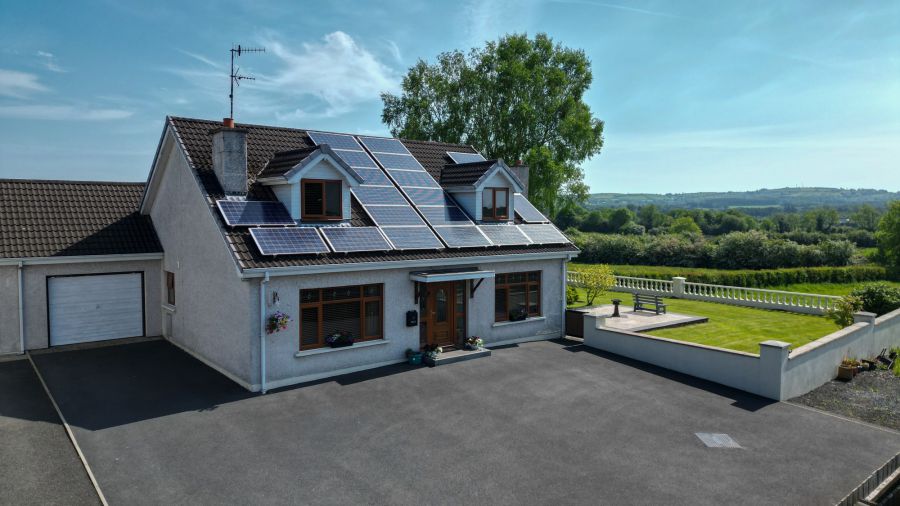 6 Longlands
