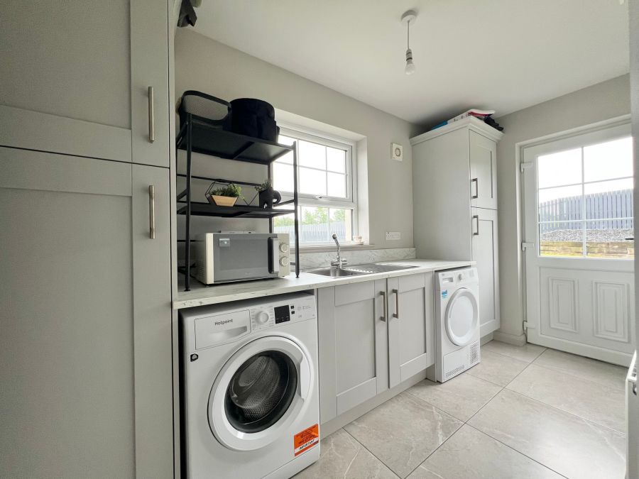 6 Ballinderry Bridge Drive