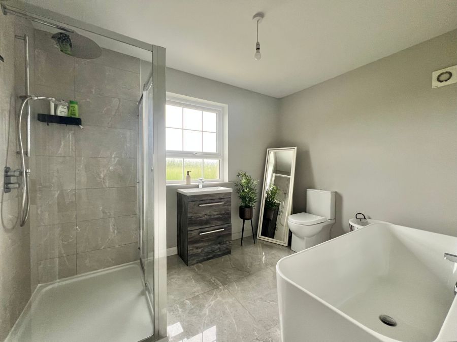 6 Ballinderry Bridge Drive