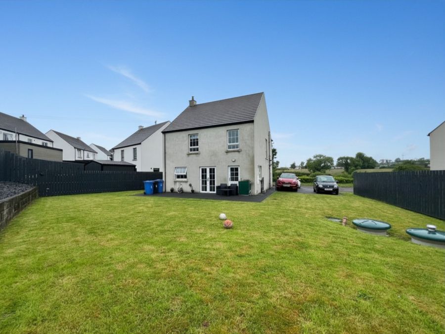 6 Ballinderry Bridge Drive