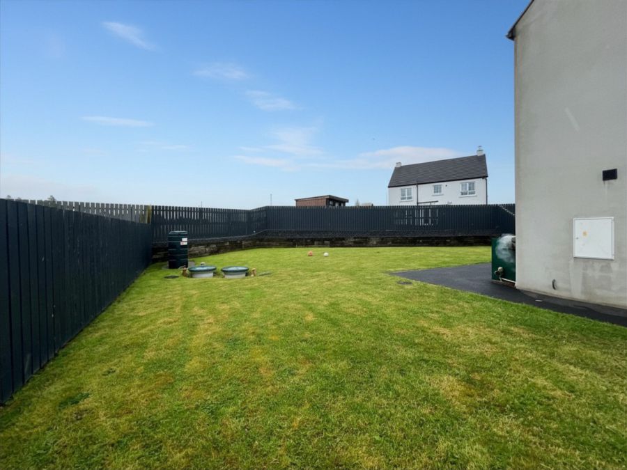6 Ballinderry Bridge Drive