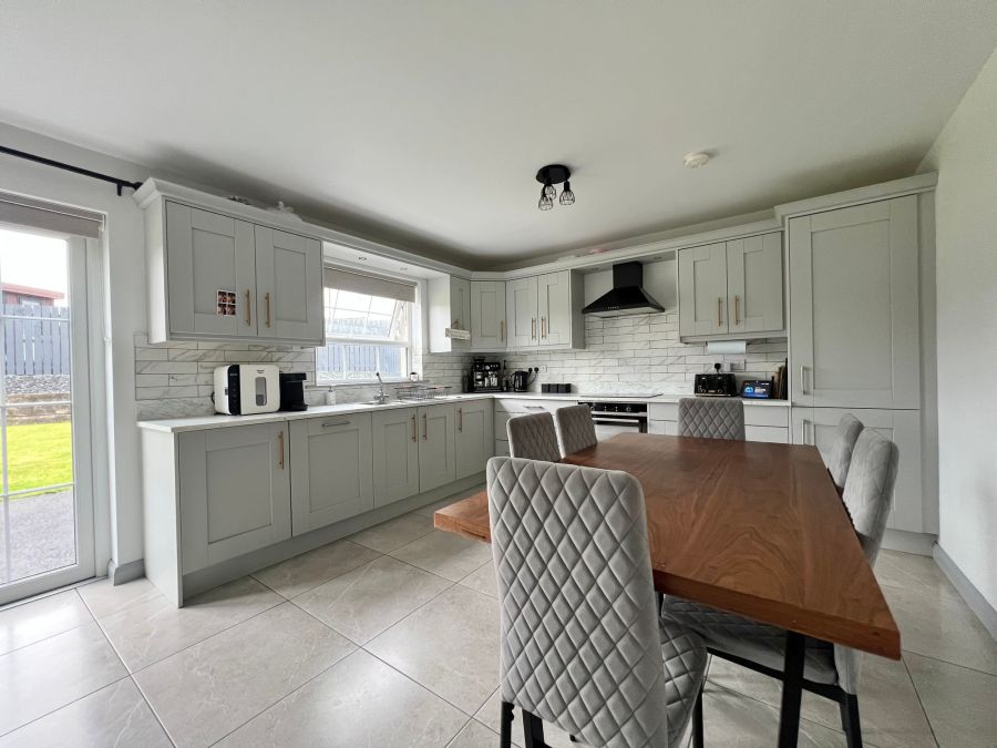 6 Ballinderry Bridge Drive