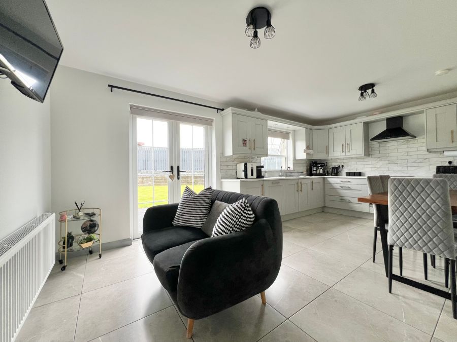 6 Ballinderry Bridge Drive