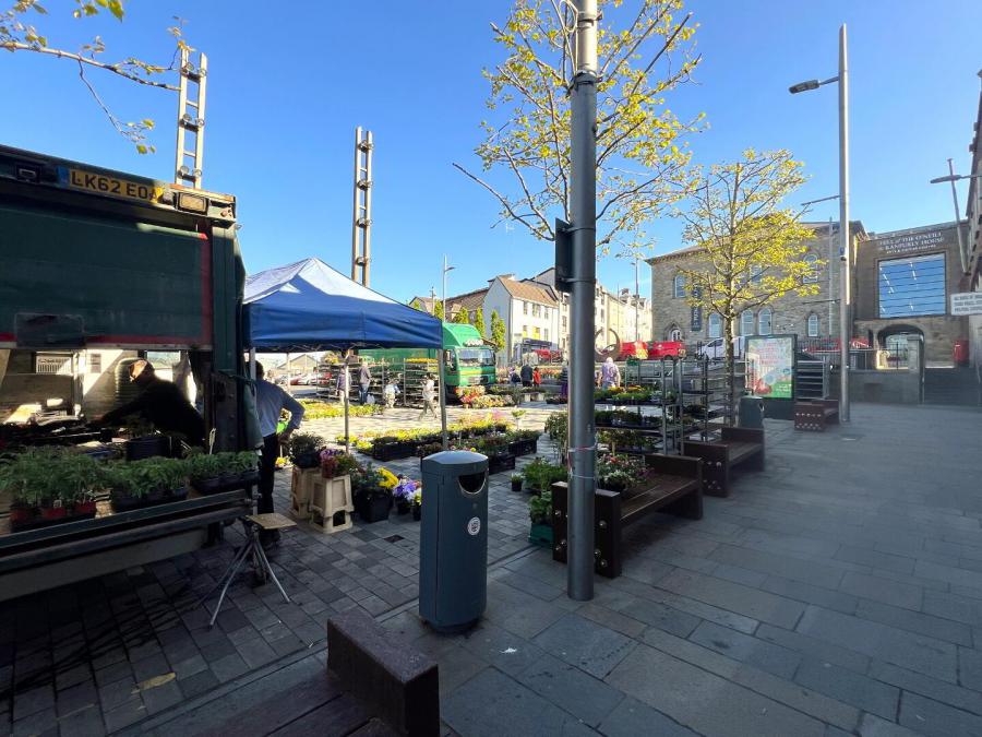 12 Market Square