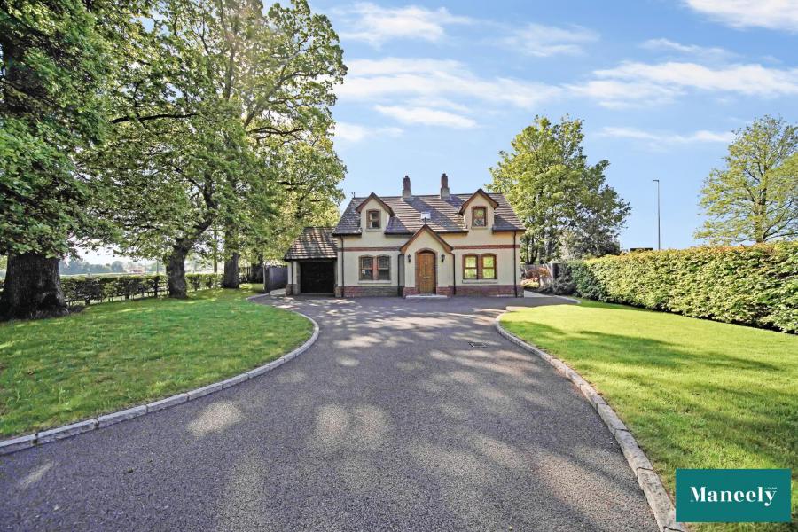 1 Old Moy Road