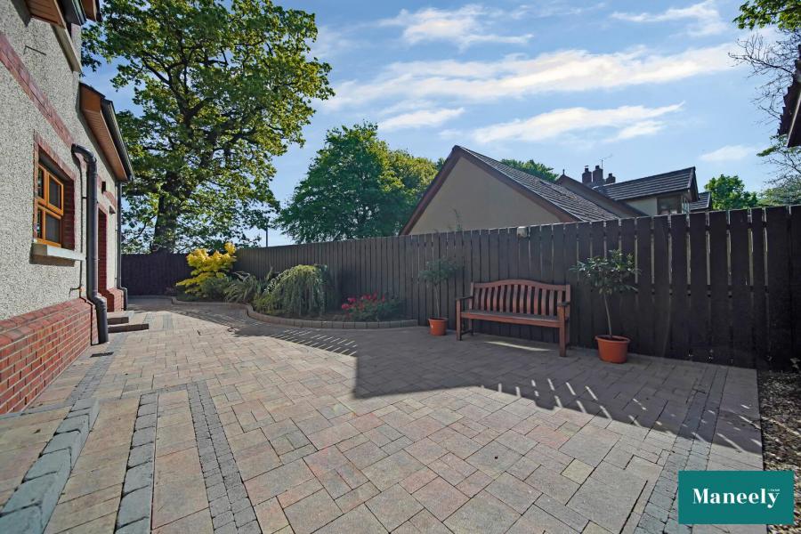 1 Old Moy Road