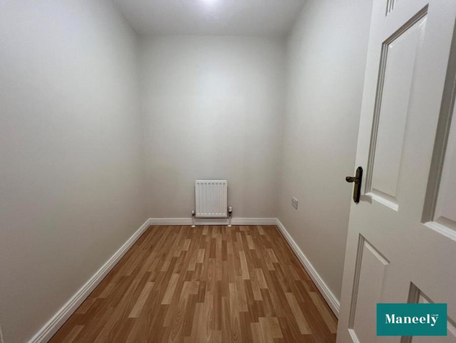 9 Wellbrook Manor
