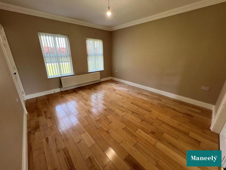 9 Wellbrook Manor