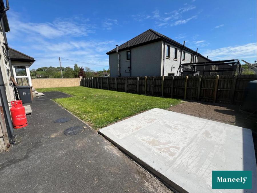 9 Wellbrook Manor