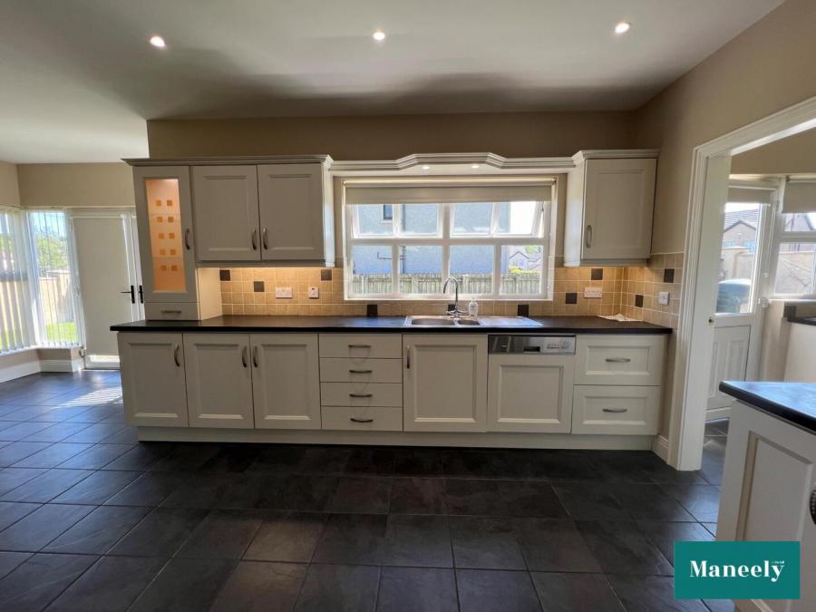 9 Wellbrook Manor