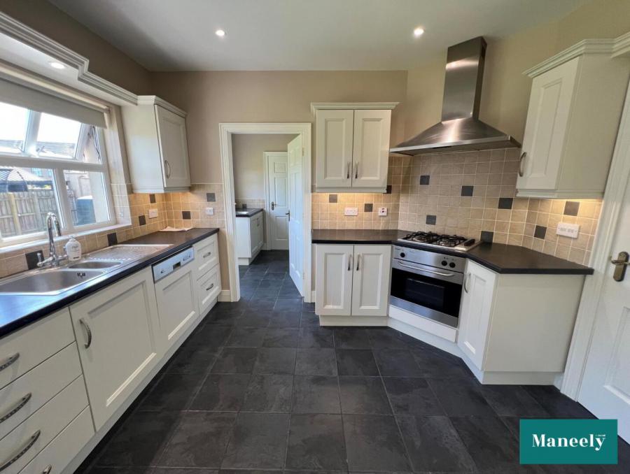 9 Wellbrook Manor