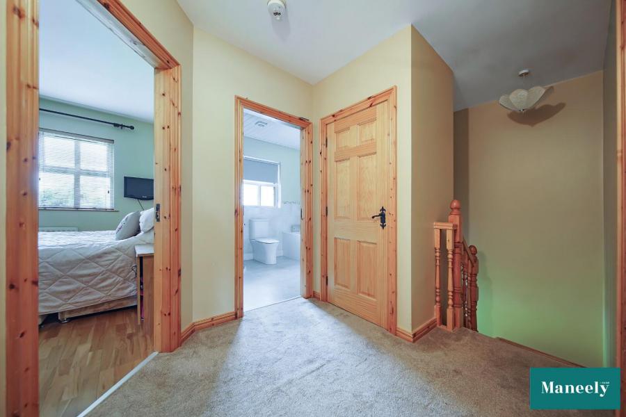 7 Wellbrook Manor