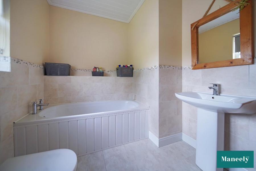 7 Wellbrook Manor