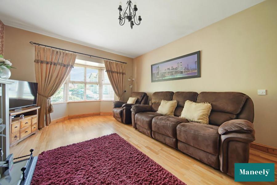 7 Wellbrook Manor