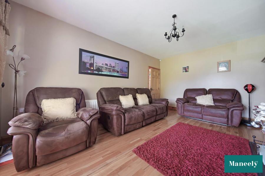 7 Wellbrook Manor